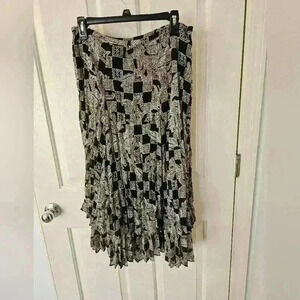 Emma James Vtg Black And White Skirt Size 10